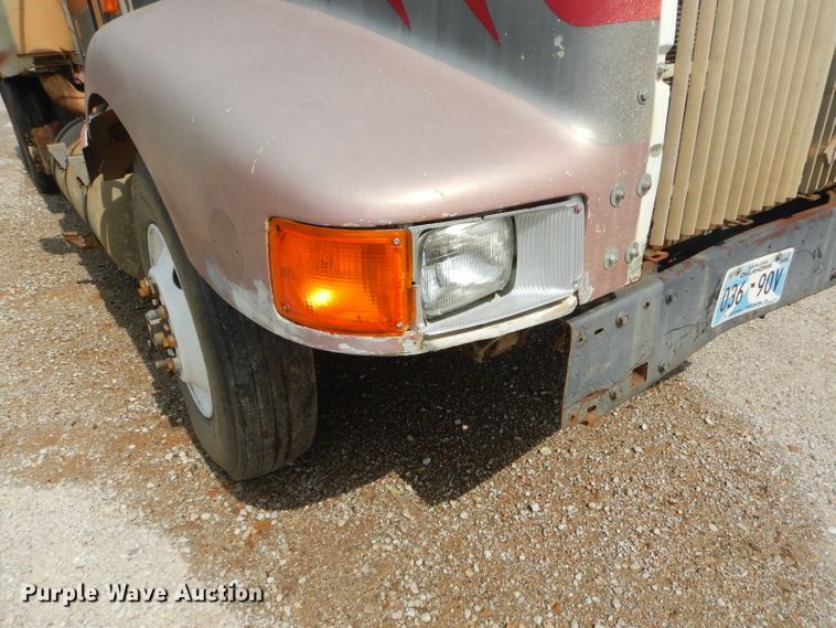 image for item ED9350 1990 International 9400 dump truck