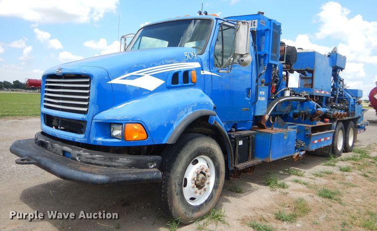 image for item ED9417 1999 Sterling L-Line mixing plant truck