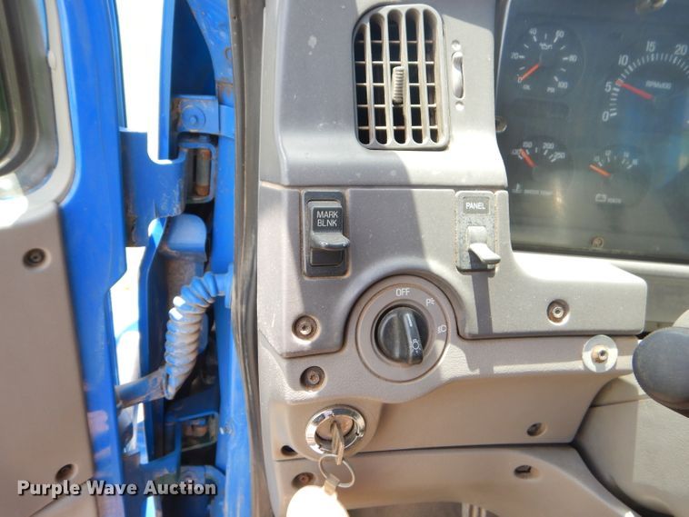 image for item ED9417 1999 Sterling L-Line mixing plant truck