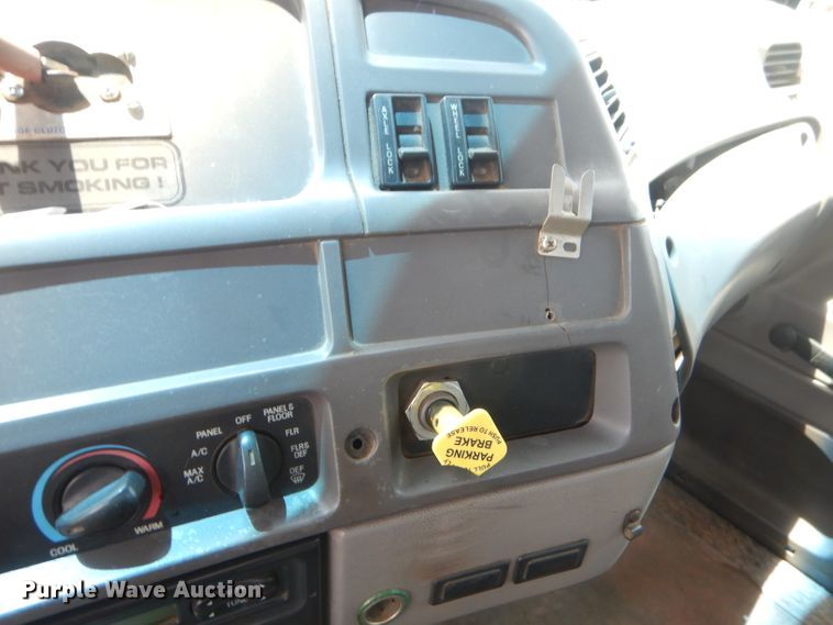 image for item ED9417 1999 Sterling L-Line mixing plant truck