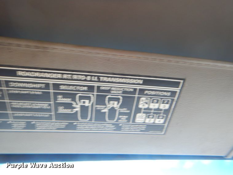 image for item ED9417 1999 Sterling L-Line mixing plant truck