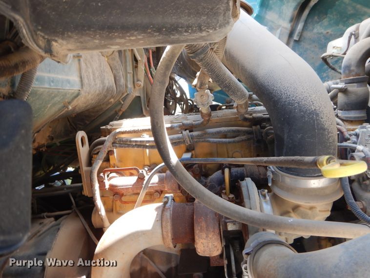 image for item ED9417 1999 Sterling L-Line mixing plant truck