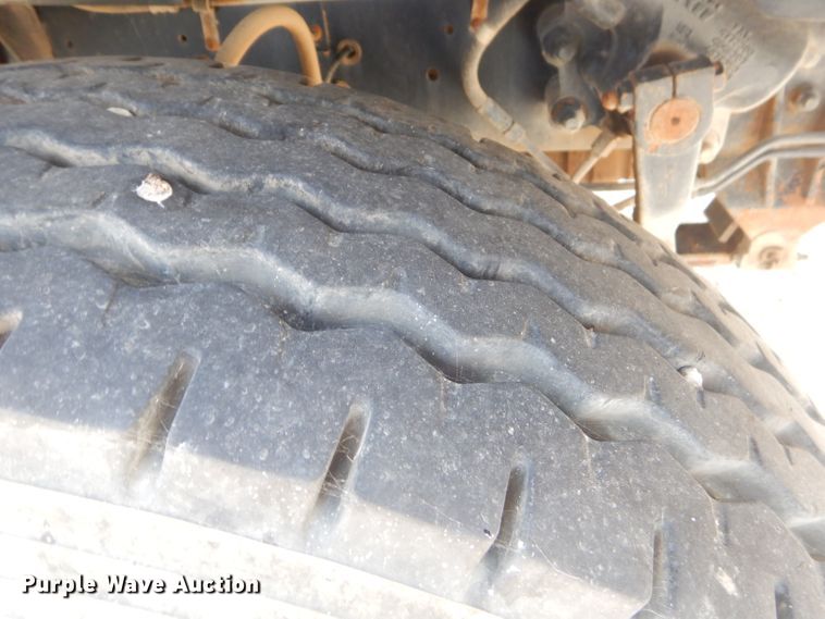 image for item ED9417 1999 Sterling L-Line mixing plant truck