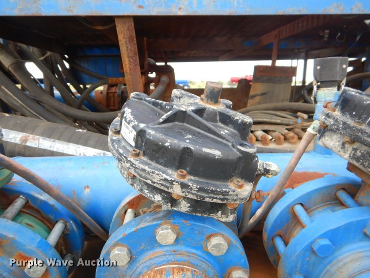 image for item ED9417 1999 Sterling L-Line mixing plant truck