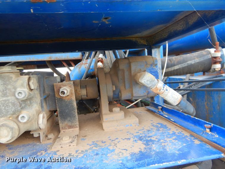 image for item ED9417 1999 Sterling L-Line mixing plant truck