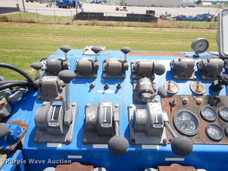 image for item ED9417 1999 Sterling L-Line mixing plant truck