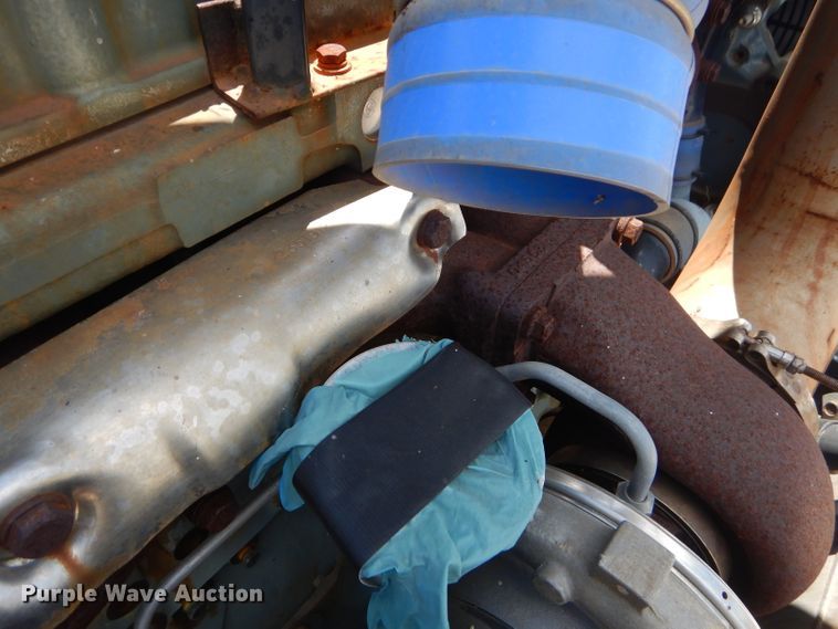 image for item ED9417 1999 Sterling L-Line mixing plant truck