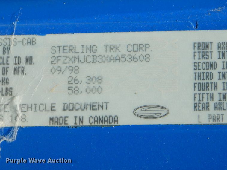 image for item ED9417 1999 Sterling L-Line mixing plant truck