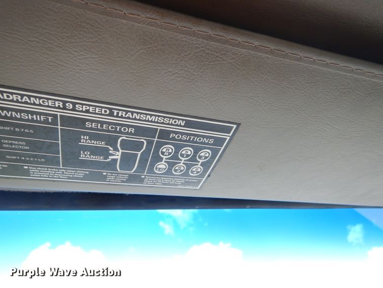 image for item ED9418 2000 Sterling L-Line mixing plant truck