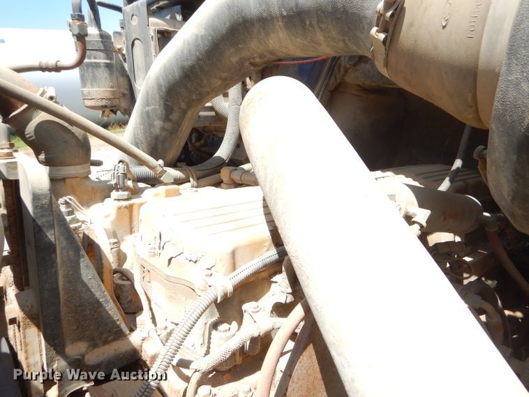 image for item ED9418 2000 Sterling L-Line mixing plant truck