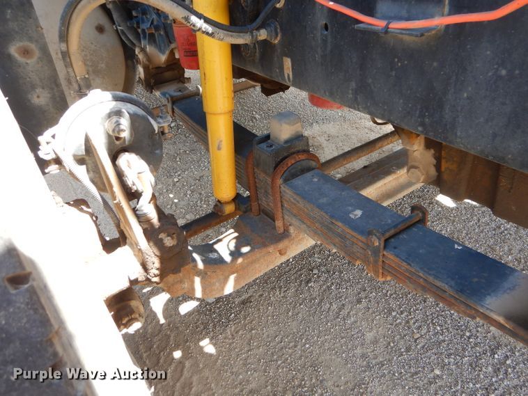 image for item ED9418 2000 Sterling L-Line mixing plant truck