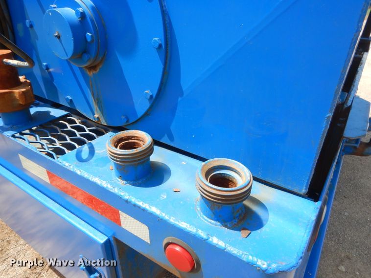 image for item ED9418 2000 Sterling L-Line mixing plant truck