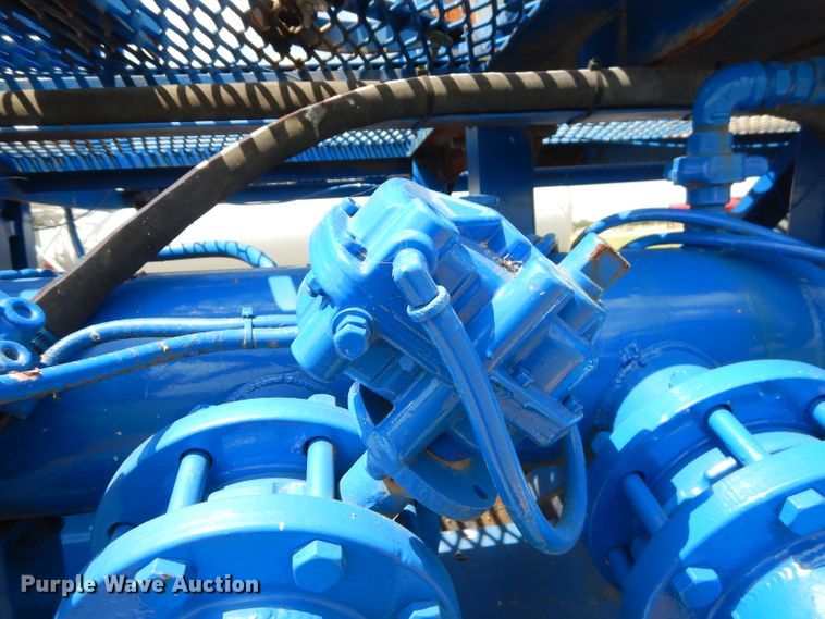 image for item ED9418 2000 Sterling L-Line mixing plant truck