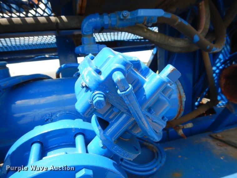 image for item ED9418 2000 Sterling L-Line mixing plant truck