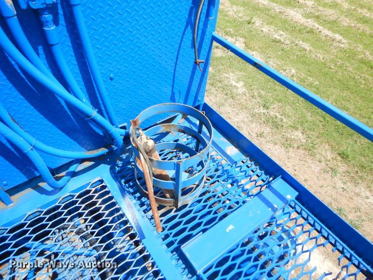 image for item ED9418 2000 Sterling L-Line mixing plant truck