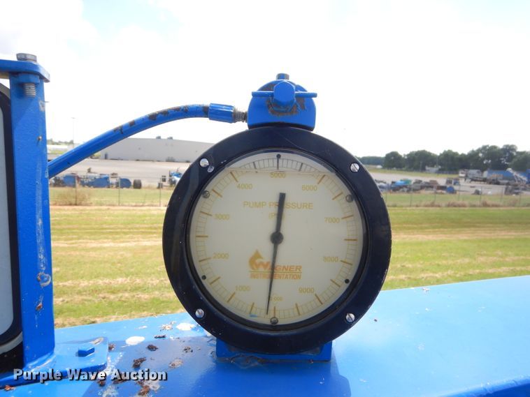 image for item ED9418 2000 Sterling L-Line mixing plant truck