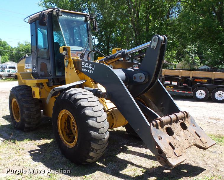 image for item EM9759 2006 John Deere 544J High Lift wheel loader