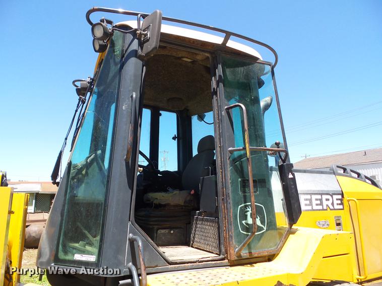 image for item EM9759 2006 John Deere 544J High Lift wheel loader