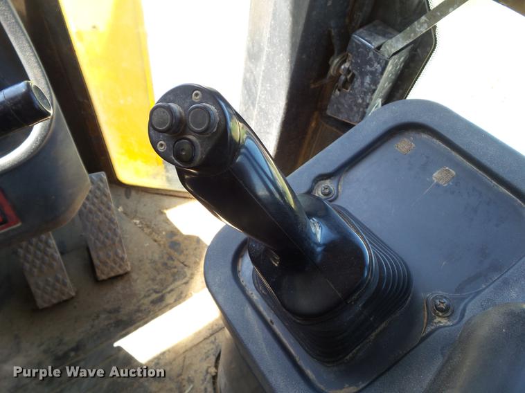 image for item EM9759 2006 John Deere 544J High Lift wheel loader