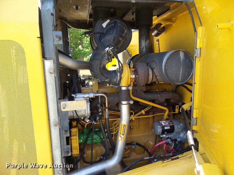 image for item EM9759 2006 John Deere 544J High Lift wheel loader