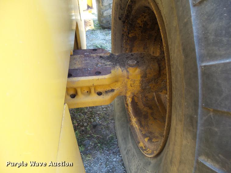 image for item EM9759 2006 John Deere 544J High Lift wheel loader