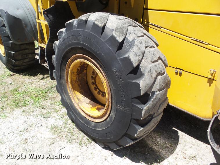 image for item EM9759 2006 John Deere 544J High Lift wheel loader