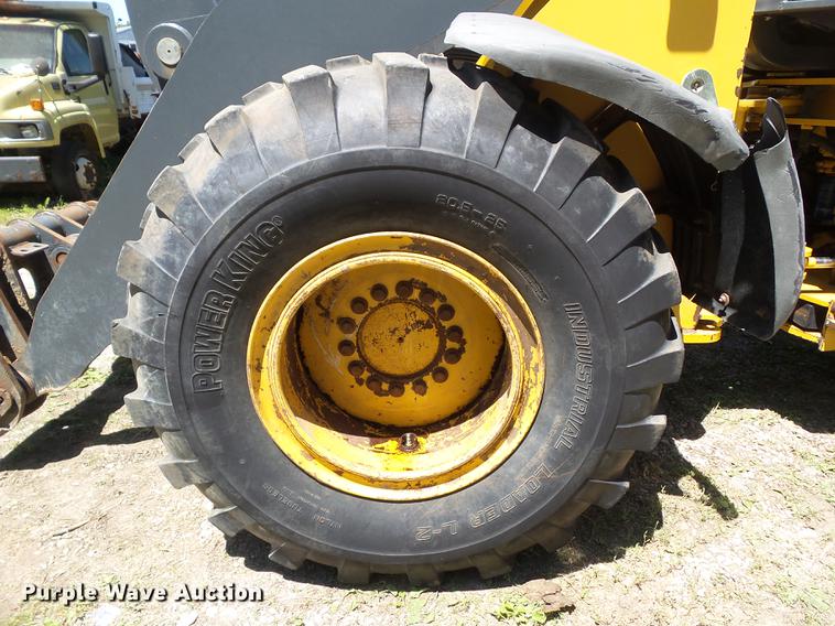 image for item EM9759 2006 John Deere 544J High Lift wheel loader