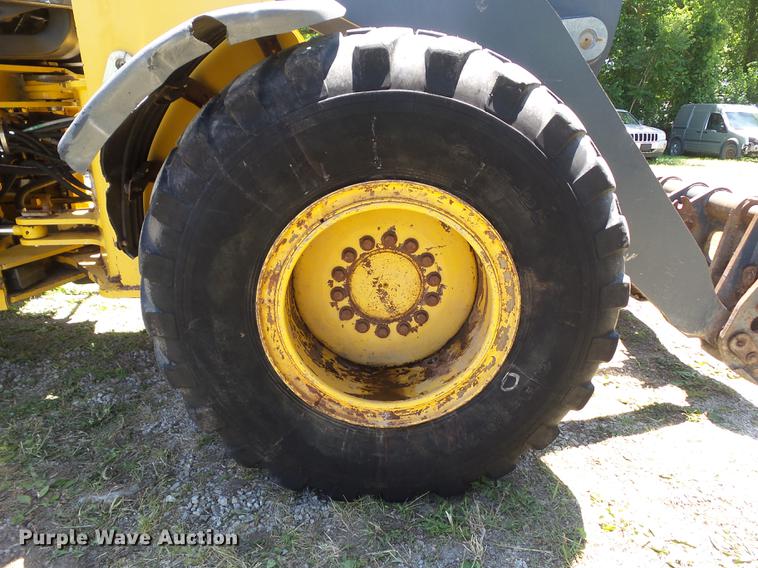image for item EM9759 2006 John Deere 544J High Lift wheel loader