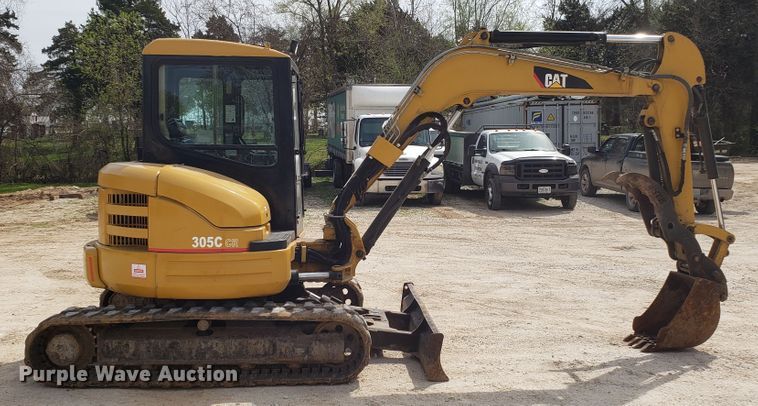image for item EN9864 2003 Caterpillar 305C CR mini excavator