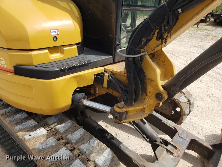 image for item EN9864 2003 Caterpillar 305C CR mini excavator