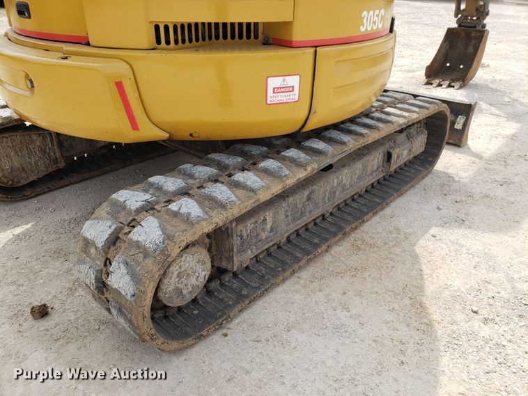 image for item EN9864 2003 Caterpillar 305C CR mini excavator