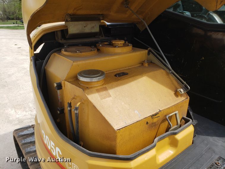 image for item EN9864 2003 Caterpillar 305C CR mini excavator