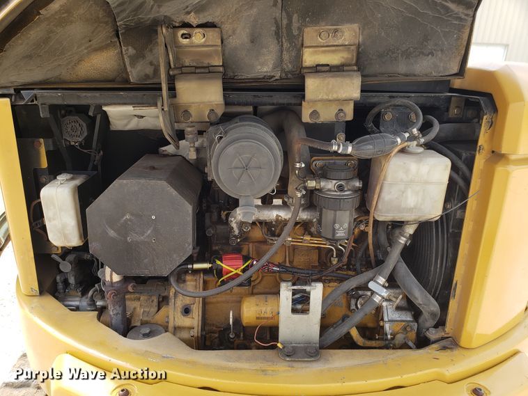 image for item EN9864 2003 Caterpillar 305C CR mini excavator