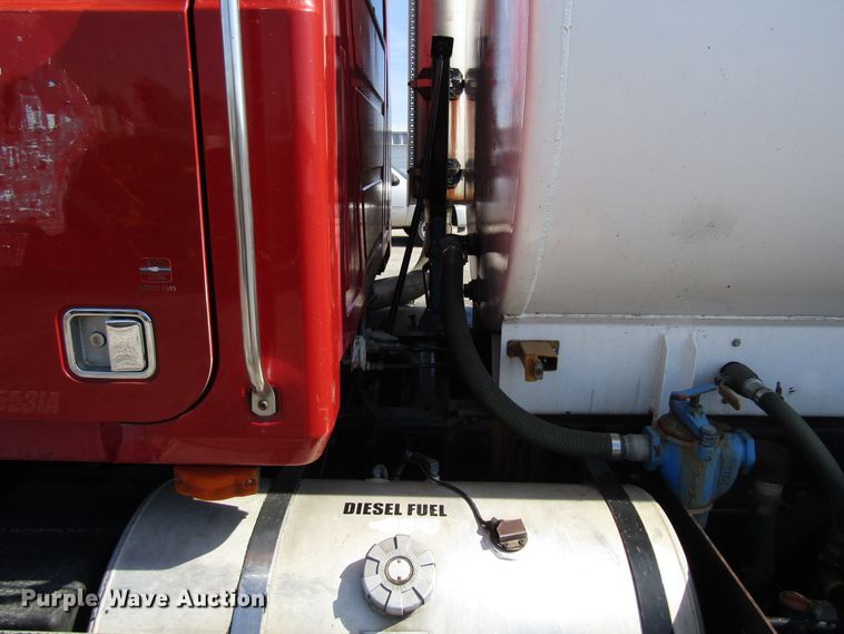 image for item EU9687 1991 Mack CH613 tank truck