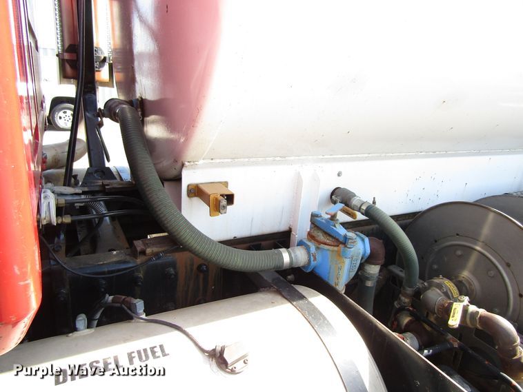 image for item EU9687 1991 Mack CH613 tank truck
