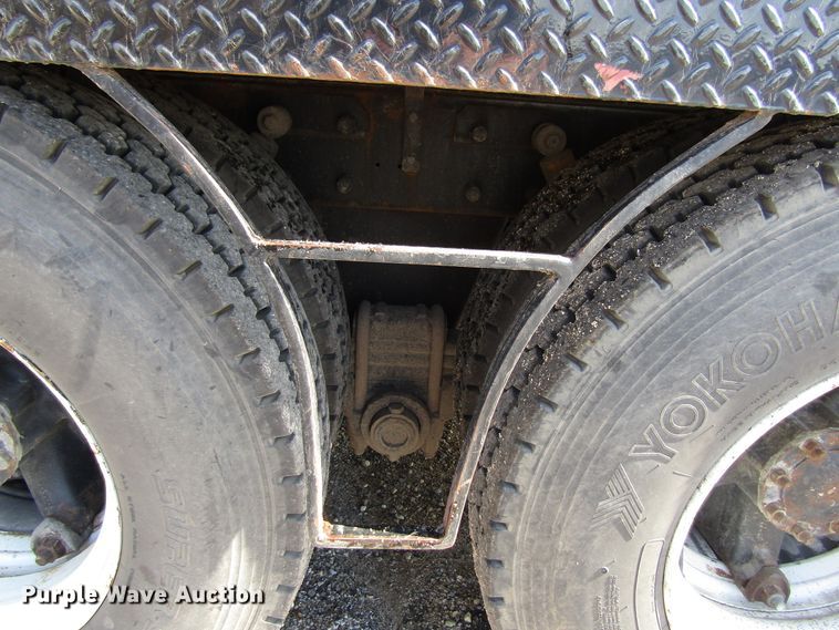 image for item EU9687 1991 Mack CH613 tank truck