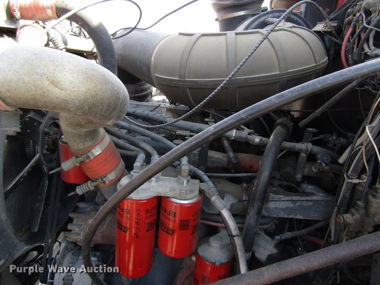 image for item EU9687 1991 Mack CH613 tank truck