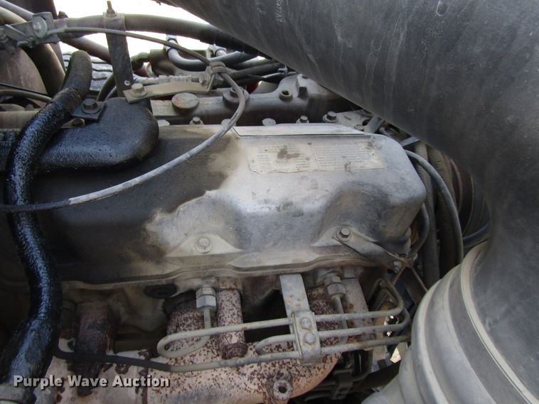 image for item EU9687 1991 Mack CH613 tank truck