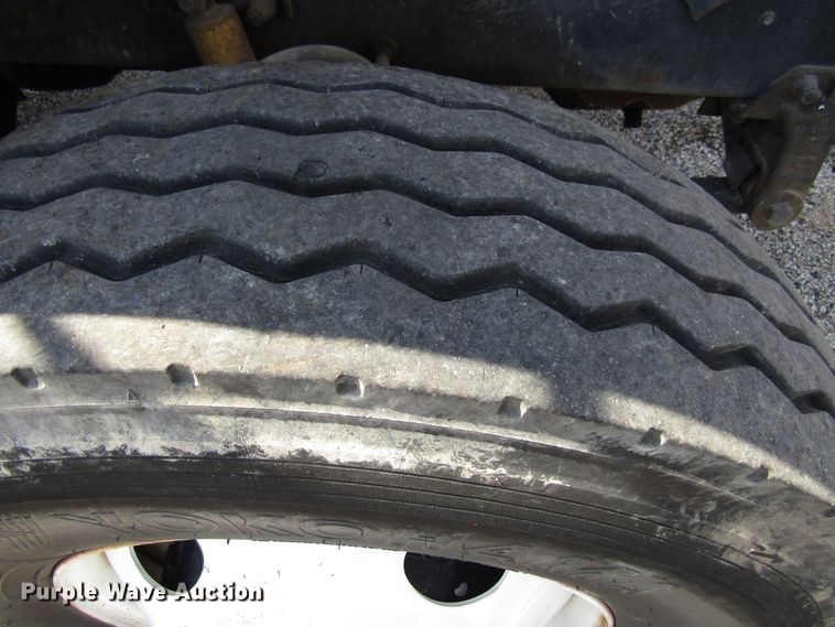 image for item EU9687 1991 Mack CH613 tank truck