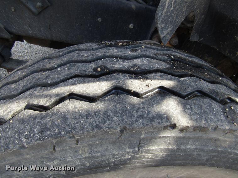 image for item EU9687 1991 Mack CH613 tank truck