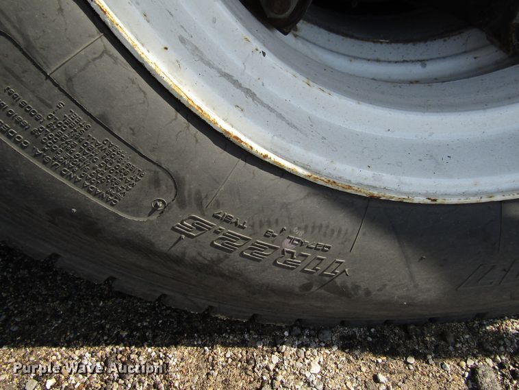 image for item EU9687 1991 Mack CH613 tank truck