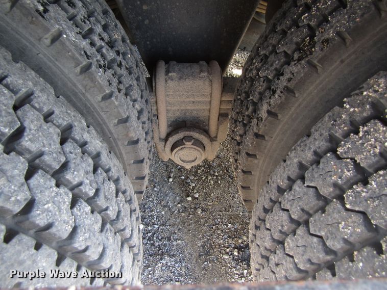 image for item EU9687 1991 Mack CH613 tank truck