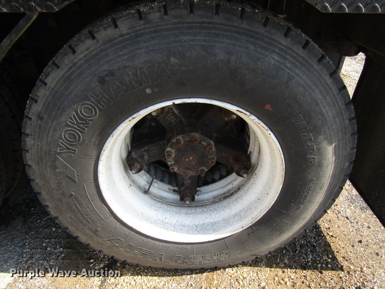 image for item EU9687 1991 Mack CH613 tank truck