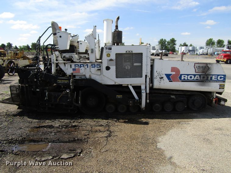 image for item EU9688 2011 Roadtec RP195 paver