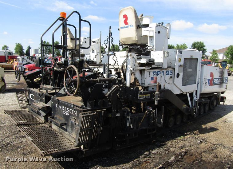 image for item EU9688 2011 Roadtec RP195 paver