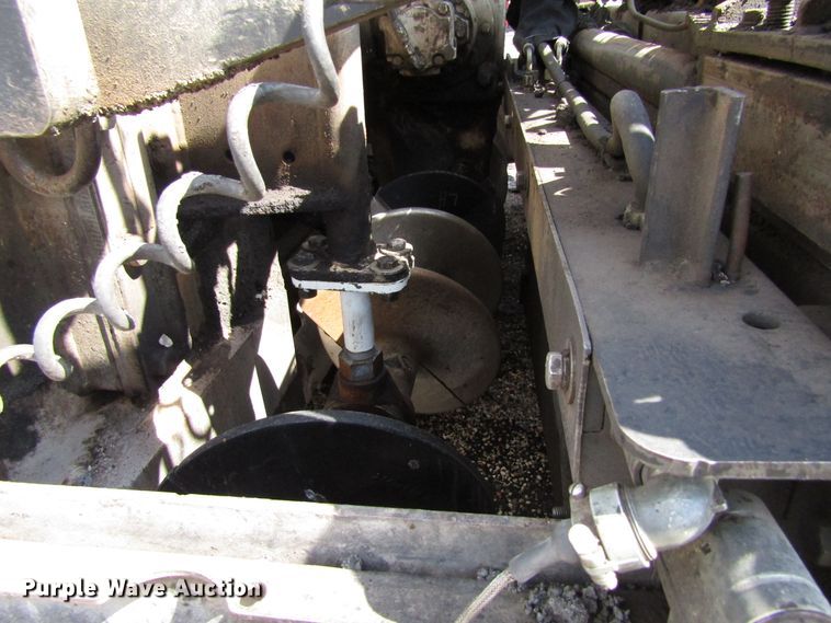 image for item EU9688 2011 Roadtec RP195 paver