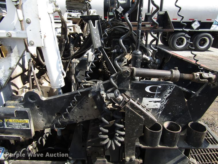 image for item EU9688 2011 Roadtec RP195 paver