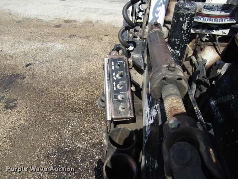 image for item EU9688 2011 Roadtec RP195 paver