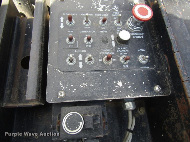 image for item EU9688 2011 Roadtec RP195 paver