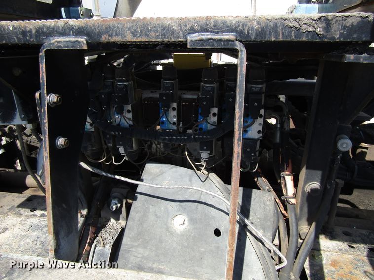 image for item EU9688 2011 Roadtec RP195 paver